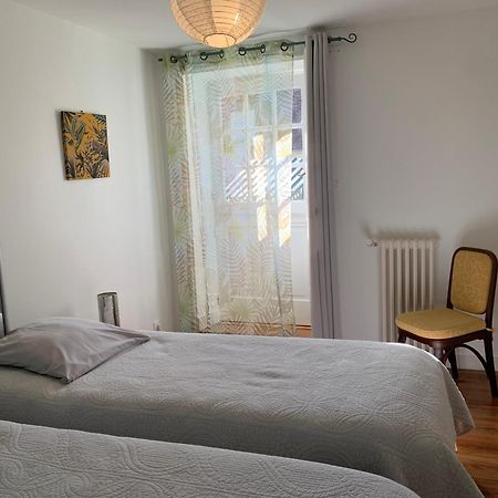 Le Moulin Bleu Bed & Breakfast Seigy Bagian luar foto